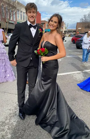 Stunning Custom Black v chest cutout prom dress thumbnail 3