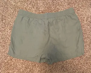 J.Crew Shorts Green Women’s thumbnail 1