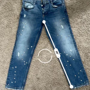 Zara‎ women's Star-Studded Denim Jeans thumbnail 12