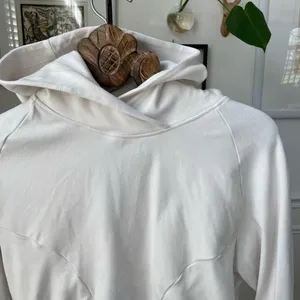 Alphalete Cropped White Hoodie Sweatshirt Logo s thumbnail 3