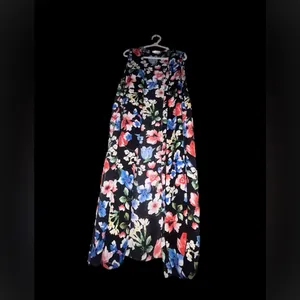 Sleeveless cover-up for spring and summer double side splits. Layering piece. thumbnail 2