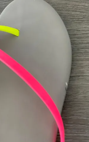 Sandal thumbnail 4