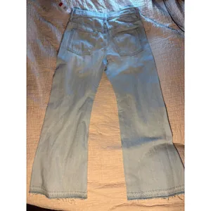 Old Navy Girls High Rise Baggy Flare Jeans Light Wash Adjustable Waist Size 18 thumbnail 3