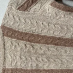 Neiman marcus cashmere sweater Size Small   thumbnail 5