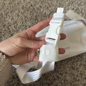 NWT Athleta Ivory Belt Bag thumbnail 5