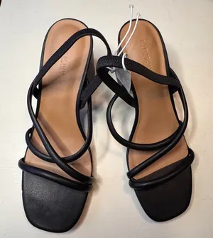 Old Navy Black Strappy Block Blackjack Sandals Sz 7 New With Tag thumbnail 1