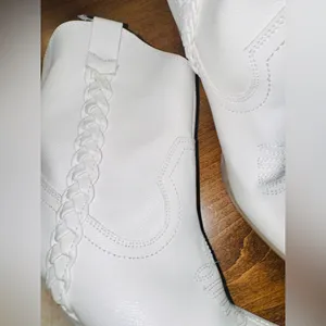 Dolce Vita Koolson White Western Ankle Booties Pointed Toe Leather Stacked heel thumbnail 14