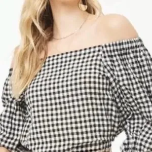 Hollister XS Black White Gingham Off Shoulder Smocked Peasant Crop Top thumbnail 4