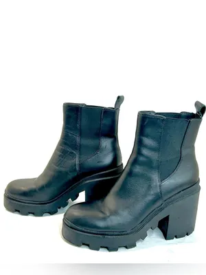 Steve Madden Roxie Platform Bootie in Black Leather, Chunky Lug Sole, size 9 thumbnail 9