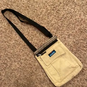 Kavu cross shoulder bag cream color thumbnail 1