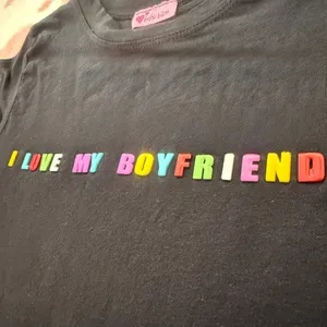 Vintage Style Y2K I Love My Boyfriend Baby Tee 💕 Black Fitted Graphic Shirt Small thumbnail 2