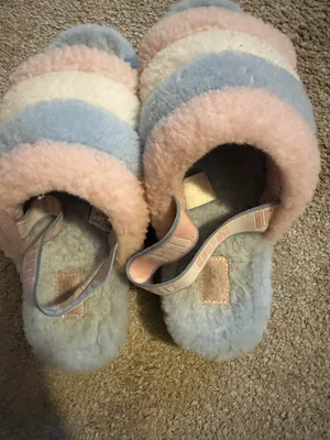 Slippers thumbnail 4