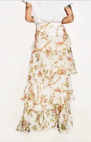 ZARA Blogger’s Favorite Floral Tiered Maxi Skirt thumbnail 3