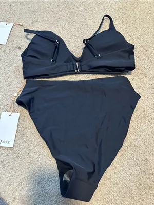 NWT Quince V Neck High leg bikini set black small thumbnail 4