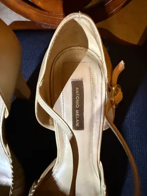 Antonio Melani Heels 9.0 thumbnail 2