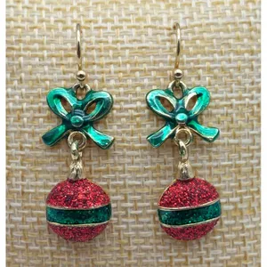 Cute Lot of 3 CHRISTMAS Earrings Dangle Ornament Holly Studs and Wreaths & Bows thumbnail 4