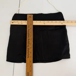Black Satin Faux Pearl Halter Top Cropped Cowl Neck Evening Blouse Small Chic‎ thumbnail 8