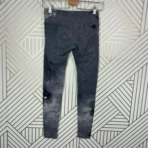 Alo Yoga Leggings Airbrush Tie Dye Abstract Print Stretch Skinny Gray Size‎ XS thumbnail 8