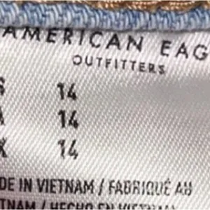 American Eagle Mom Jean Shorts thumbnail 4