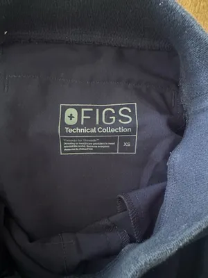 FIGS Navy Cargo Straight Scrub Pant  thumbnail 3