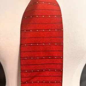 Tommy Hilfiger Man's Silk Tie Red Striped Vintage Designer Classic Cravat Office thumbnail 2