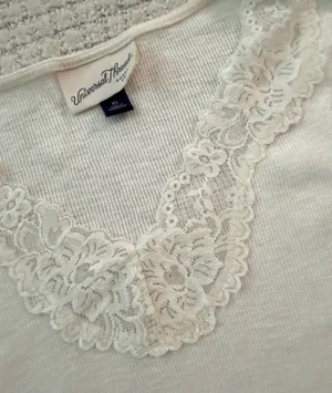 Cream Lace Short Sleeve Blouse  thumbnail 3
