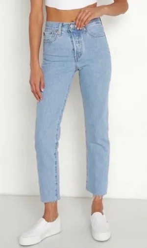 Levi's Wedgie Straight Jeans Women's 26 Light Wash Raw Hem High Rise Denim‎ thumbnail 1