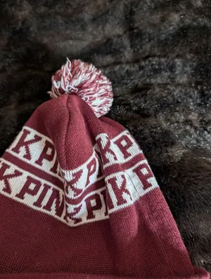 Victorias Secret PINK Beanie Hat Maroon Burgundy Knit Pom Pom Cuffed Womens thumbnail 2