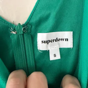superdown Green Karen Wrap Romper Women’s Size Small Revolve Beach thumbnail 5