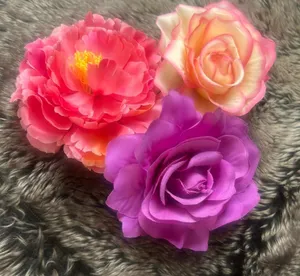 Set of Pink Fabric Clip On Roses‎ thumbnail 1