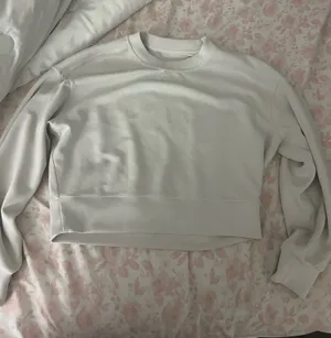 Lululemon crew neck thumbnail 1