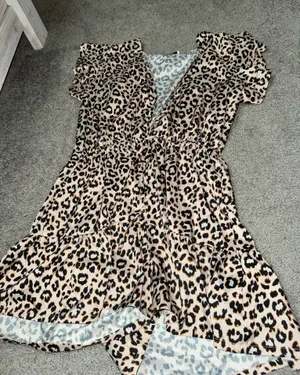 Romper  thumbnail 1