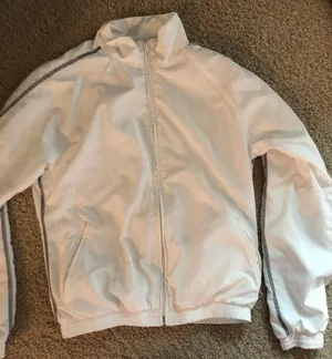 White zip up jacket never worn Size M thumbnail 2