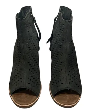 TOMS Majorca Peep Toe Booties Dark Olive Green Suede Perforated Block Heel 8M thumbnail 1
