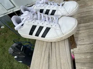 adidas shoes thumbnail 2