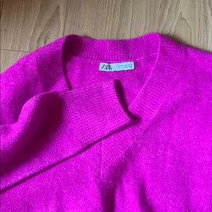 Zara V-Neck Sweater in Bold Pink thumbnail 3