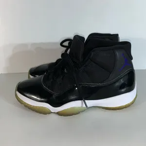 Nike Jordan Air Jordan 11 Retro 'Space Jam' (2016), 378037-003 size 9 thumbnail 2