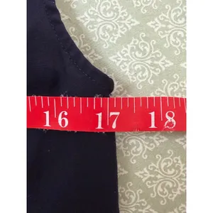 Uniqlo‎ Womens Navy Blue Sleeveless Button Down Rayon Blend Shirt XS thumbnail 4