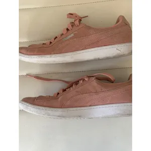Puma Vikky v2 Suede Sneakers Pink Low Top Womens 7 367990-01 SoftFoam‎ thumbnail 6