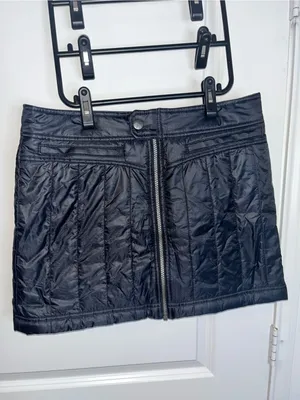 Athleta Toasty Buns Quilted Primaloft Insulated Puffer Apres Ski Gorpcore Skirt thumbnail 2