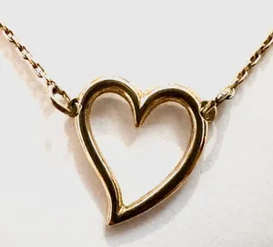 Vintage Gold Heart Pendant Necklace thumbnail 1