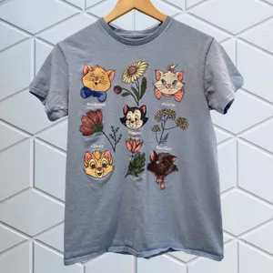 Disney Cats Graphic Tee S Blue – Kawaii Aesthetic thumbnail 1