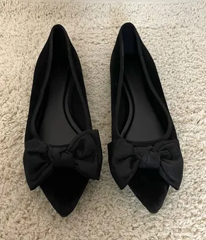 Old Navy Black Velvet Bow Loafers thumbnail 1