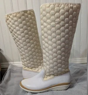 Timberland Kickadillaquilt Size 6 Boots White Leather 14In Vintage thumbnail 1