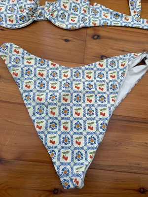 Dippin daisy’s Roma Top and Bottom bikini set in Palermo Women’s thumbnail 6