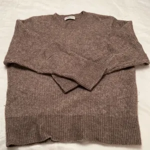 Aritzia Babaton Georgie Sweater Oversized crew-neck sweater thumbnail 8