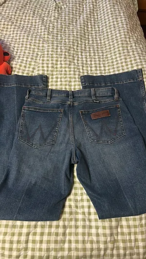 Wrangler Jeans thumbnail 2