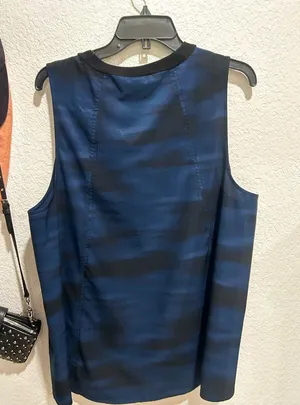 Athleta Elegant/Sporty Blue Sleeveless Top thumbnail 2