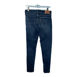 Levi's Womens 701 Super Skinny Distressed Jeans, Size 27 thumbnail 3