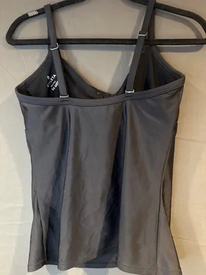 Athleta Womens Black Cami Tank Top Built In Bra Strappy Athletic Yoga Activewear thumbnail 3